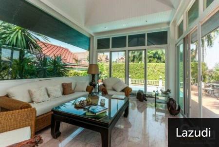 BEVERLEY HILLS: 3 Bed, 2 Storey Pool Villa with Sea Views