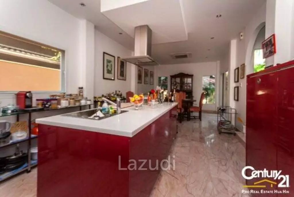 Ultra Luxury Villa for Sale in Hua Hin, Prachuap Khiri Khan