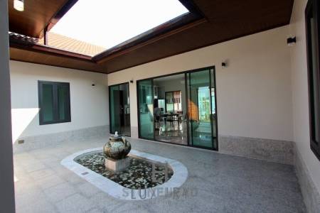 Luxury Pool Villas Close to Khao Kalok Beach - Pranburi - New Development