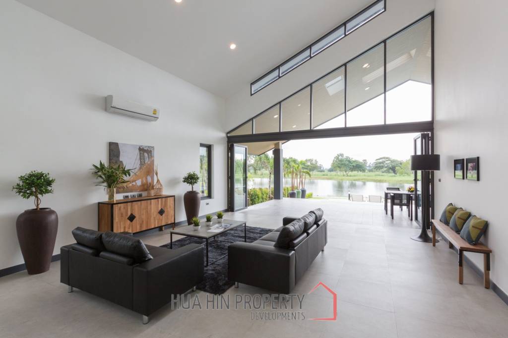 Sanctuary Lakes : New Development in Stunning Location Sale - New Development