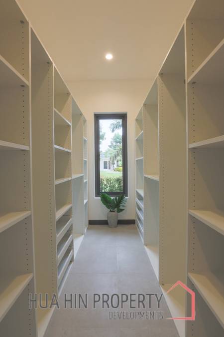Sanctuary Lakes : New Development in Stunning Location Sale - New Development