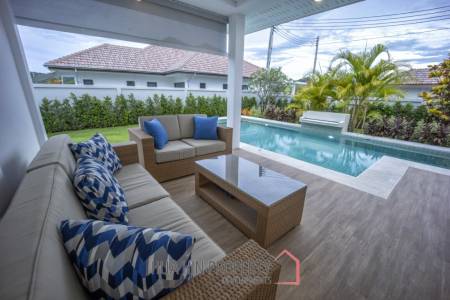 Mali Vista: New Great Quality 3 Bedroom Pool Villas - New Development