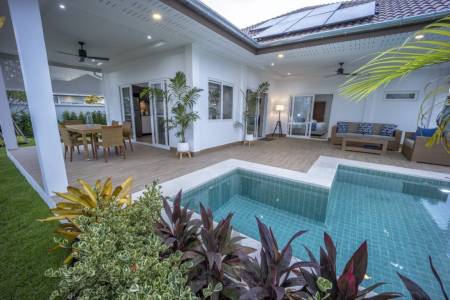 Mali Vista: Neues Bauvorhaben, 3 Schlafzimmer Pool Villa von hoher Qualität
