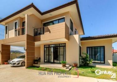 Residence with 2 Storey 5 Villas