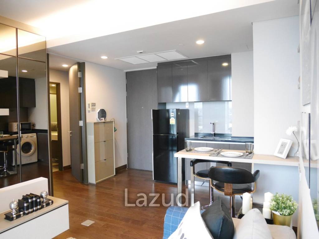 1 bed 1 bath 38 SQ.M The Lumpini 24