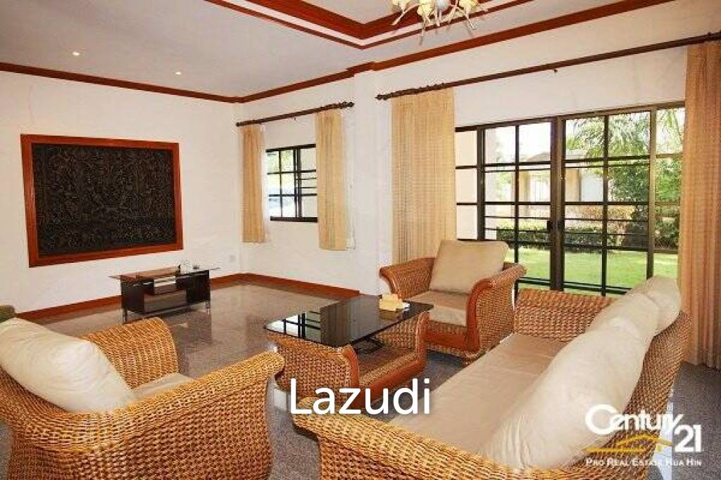 996 Sqm 4 Bed 3 Bath Villa For Sale