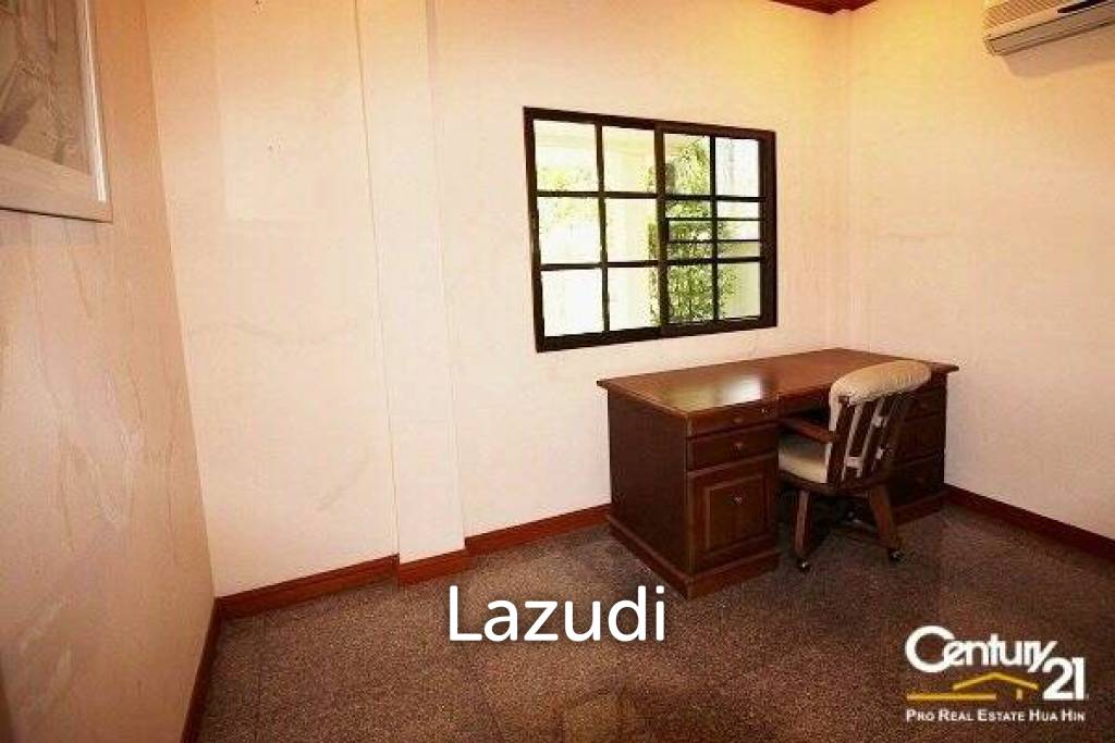 996 Sqm 4 Bed 3 Bath Villa For Sale