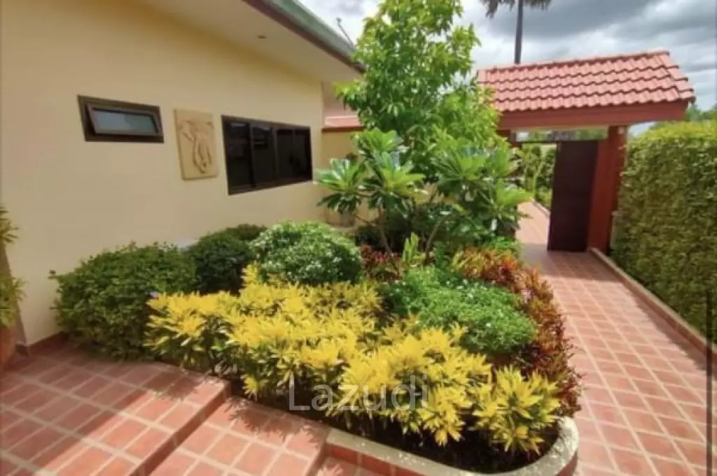 SUGAR PALM :  Nice quality quadruplet 3 bed pool villa