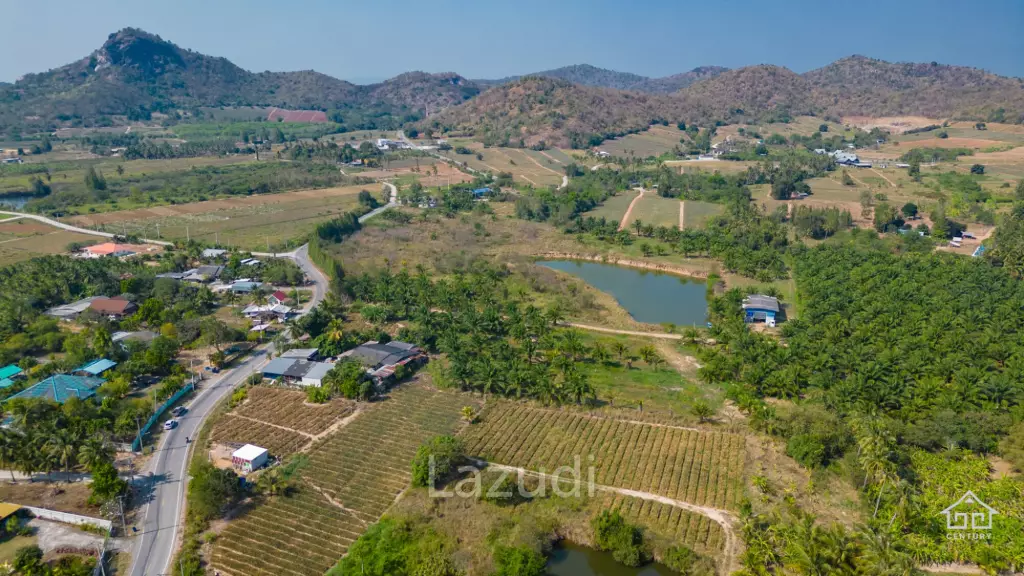 2 Rai land divided in 4  plots