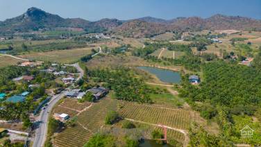 2 Rai land divided in 4  plots