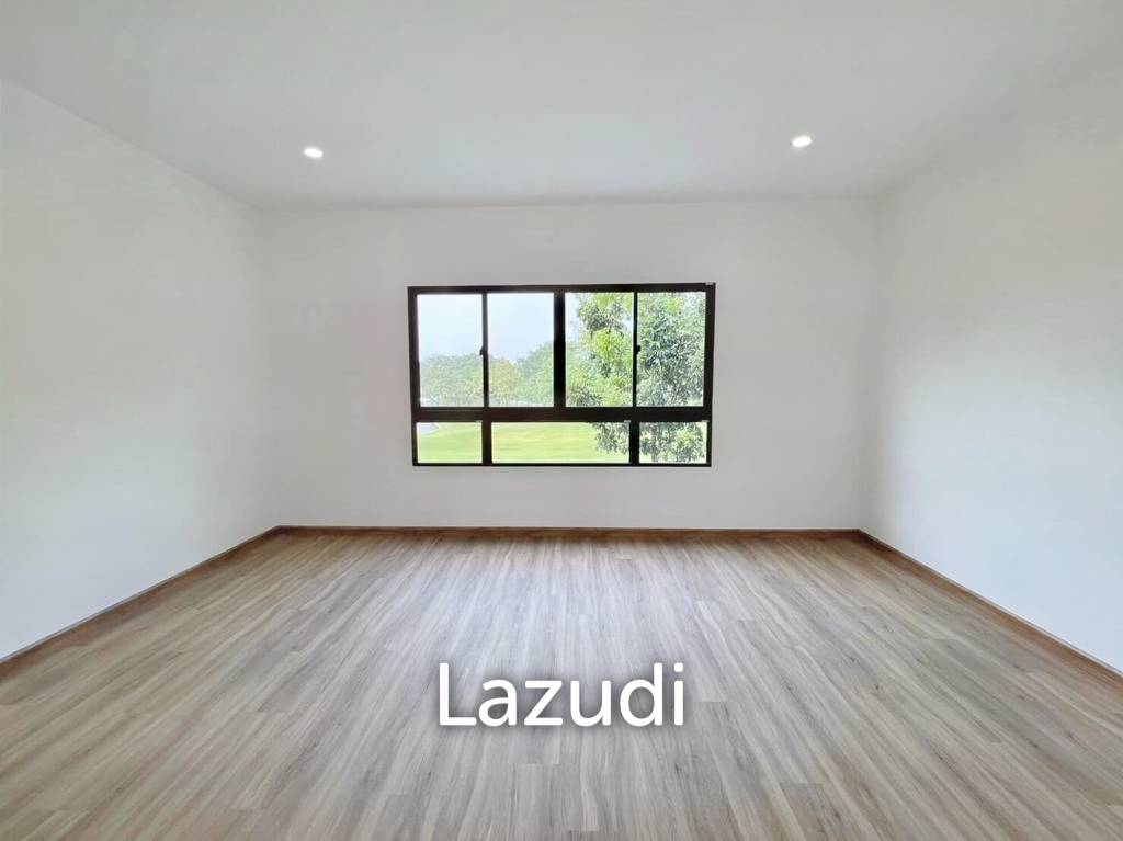 3 Bed 3 Bath 141 SQ.M Patio Srinakarin Rama 9