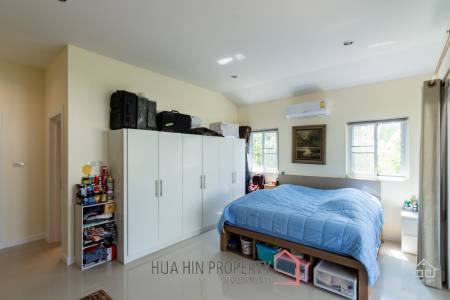 3 bed villa with Superb landscaped garden and extra large covered terrace