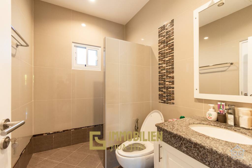 588 metro cuadrado 3 ` 3 Baño Villa de Venta