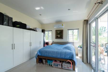 3 bed villa with Superb landscaped garden and extra large covered terrace