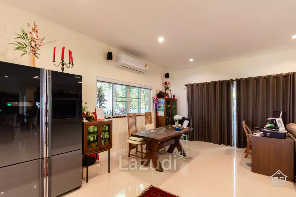 3 bed villa with Superb landscaped garden and extra large covered terrace