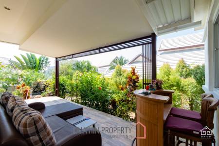 3 bed villa with Superb landscaped garden and extra large covered terrace
