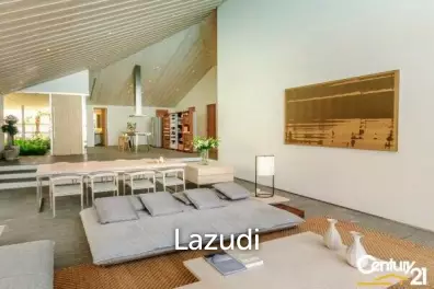 Amazing 4 Bed Lagoon frontage Villas