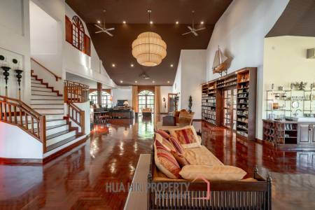 Luxurious 11 Bed Mansion With 7 Rai Land