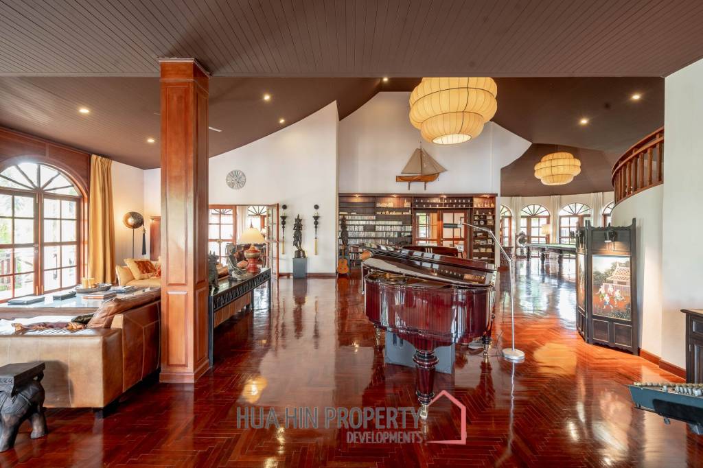 Luxurious 11 Bed Mansion With 7 Rai Land