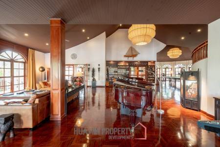 Luxurious 11 Bed Mansion With 7 Rai Land