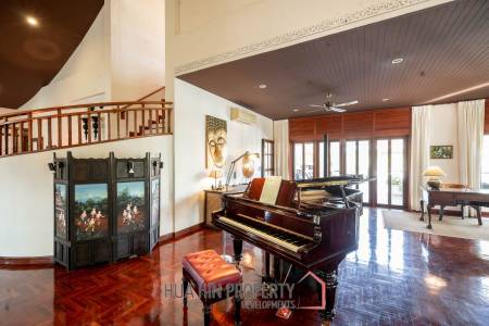 Luxurious 11 Bed Mansion With 7 Rai Land