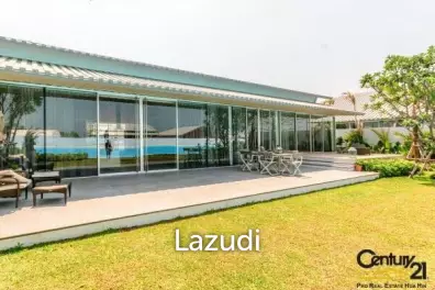 Amazing 4 Bed Lagoon frontage Villa