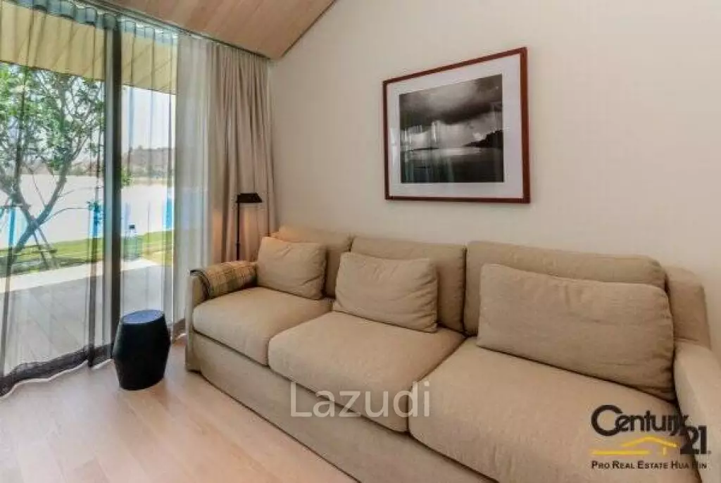 Amazing 4 Bed Lagoon frontage Villa