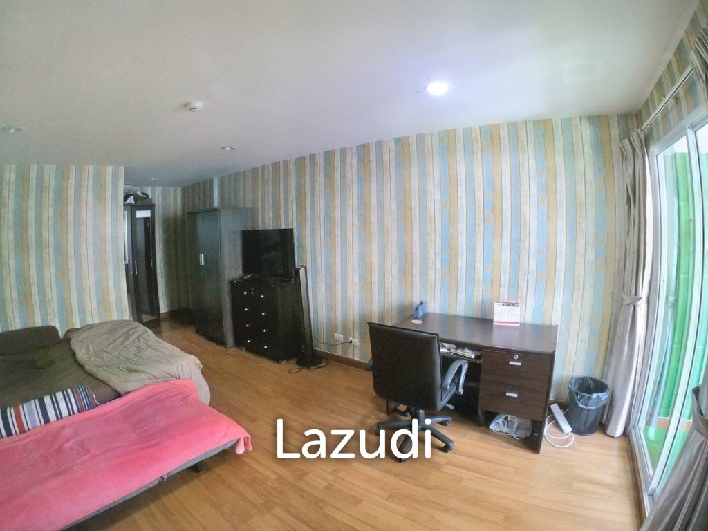 Regent Home 22 Sukhumvit 85 Condo in Bang Chak