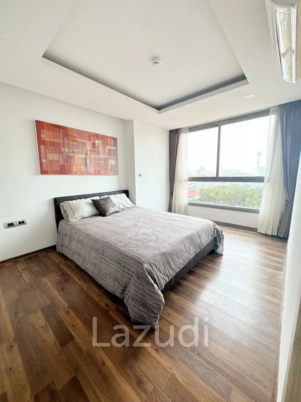 1 Bed 1 Bath 42.75 SQ.M The Peak Towers B