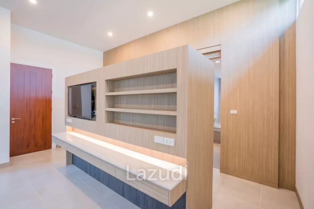 4 Bedrooms 4 Bathrooms 968 SQ.M Huai Yai.