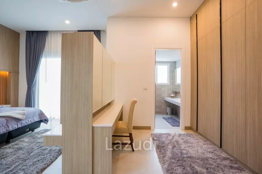 4 Bedrooms 4 Bathrooms 968 SQ.M Huai Yai.