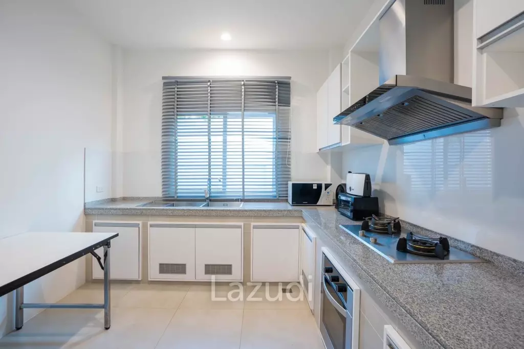 4 Bedrooms 4 Bathrooms 968 SQ.M Huai Yai.
