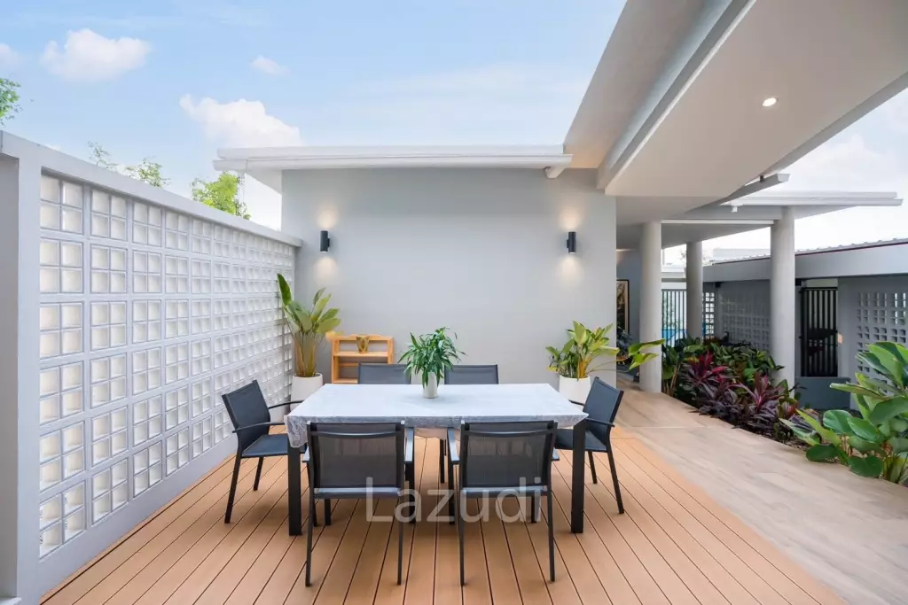 4 Bedrooms 4 Bathrooms 968 SQ.M Huai Yai.