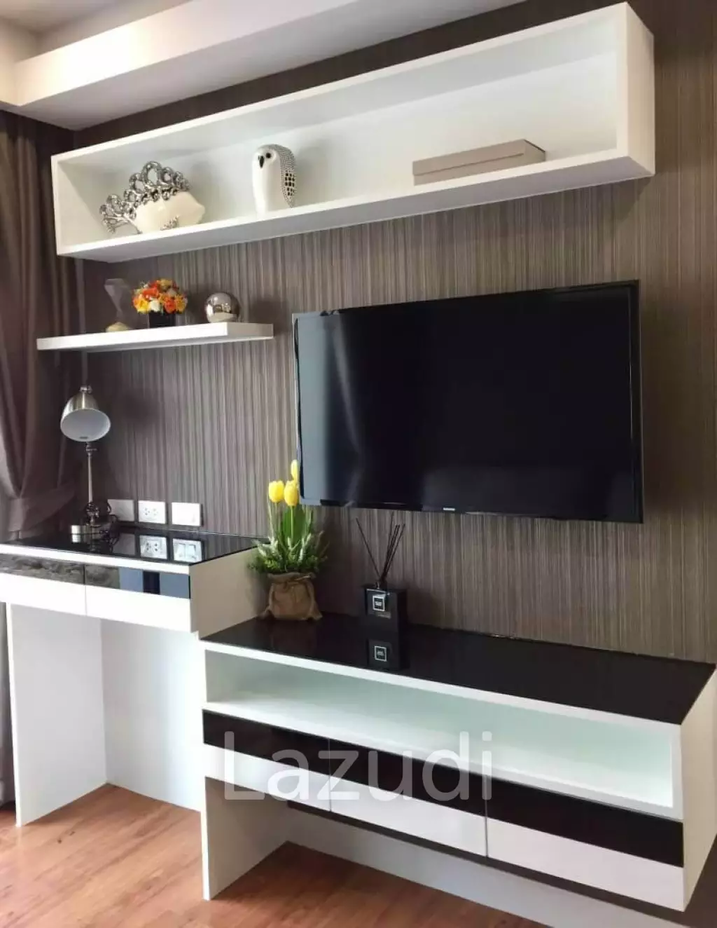 1 Bedroom 1 Bathroom 35 Sqm. Dusit Grand Park Condo.