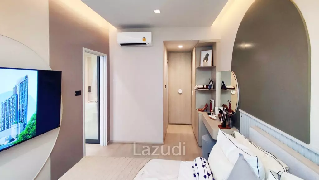 1 Bed 1 Bath 31.64 SQ.M Reference Sathorn - Wongwianyai