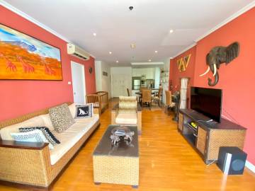 Baan Sanploen: 2 Bedrooms condo with pool view