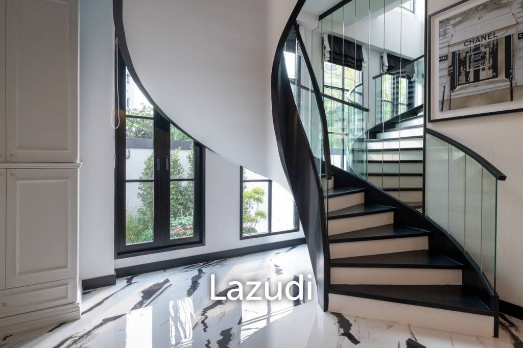 4 Bed 7 Bath 253 SQ.M Maison Blanche