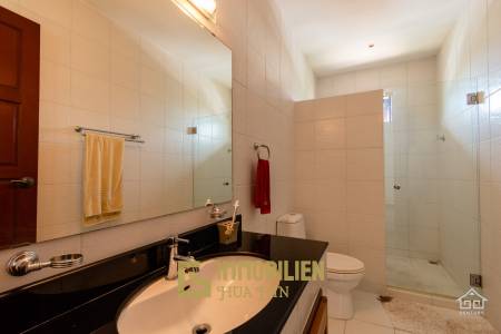 924 metro cuadrado 5 ` 5 Baño Villa de Venta