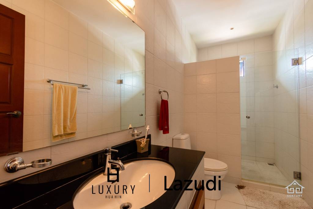 924 metro cuadrado 5 ` 5 Baño Villa de Venta