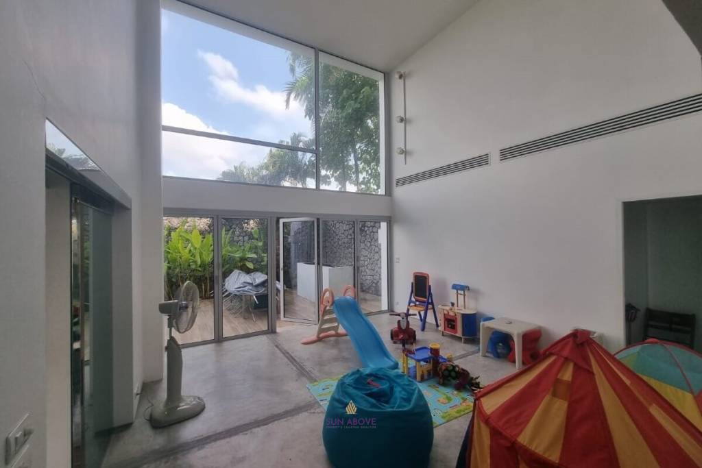 4 Bed Sea View Pool Villa | Walk to Surin Beach