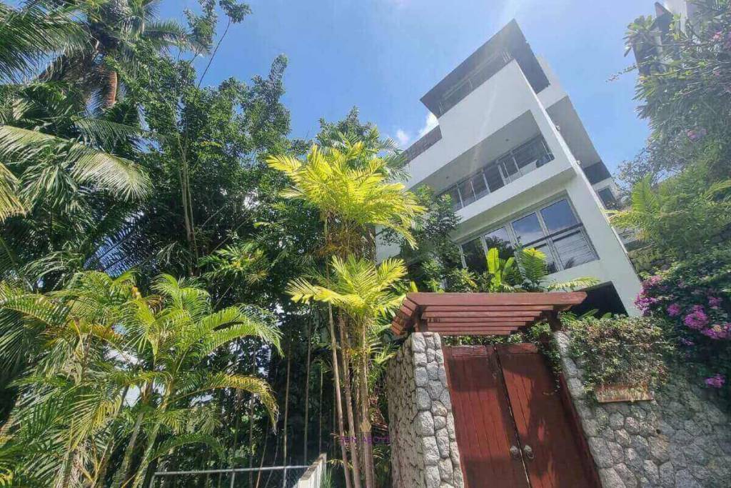 4 Bed Sea View Pool Villa | Walk to Surin Beach