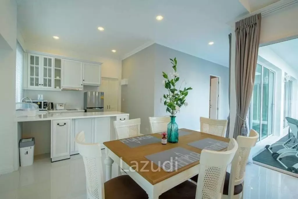 MARVIN POOL VILLA : Modern 3 Bed Pool Villa for sale