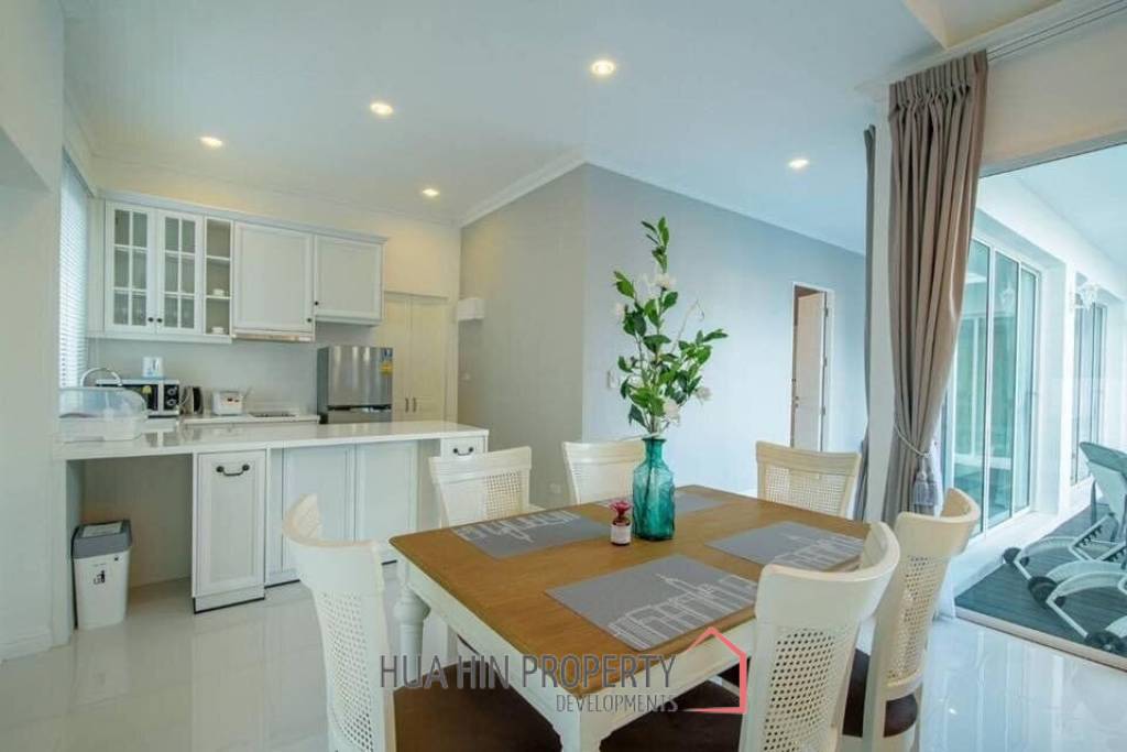 MARVIN POOL VILLA : Modern 3 Bed Pool Villa for sale