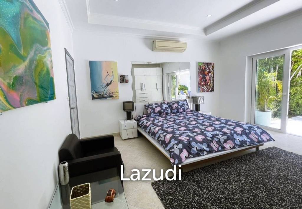 10 ห้องนอน 11 ห้องน้ำ 816 ตร.ม. มาเจสติก เรสซิเดนท์ วิลล่า