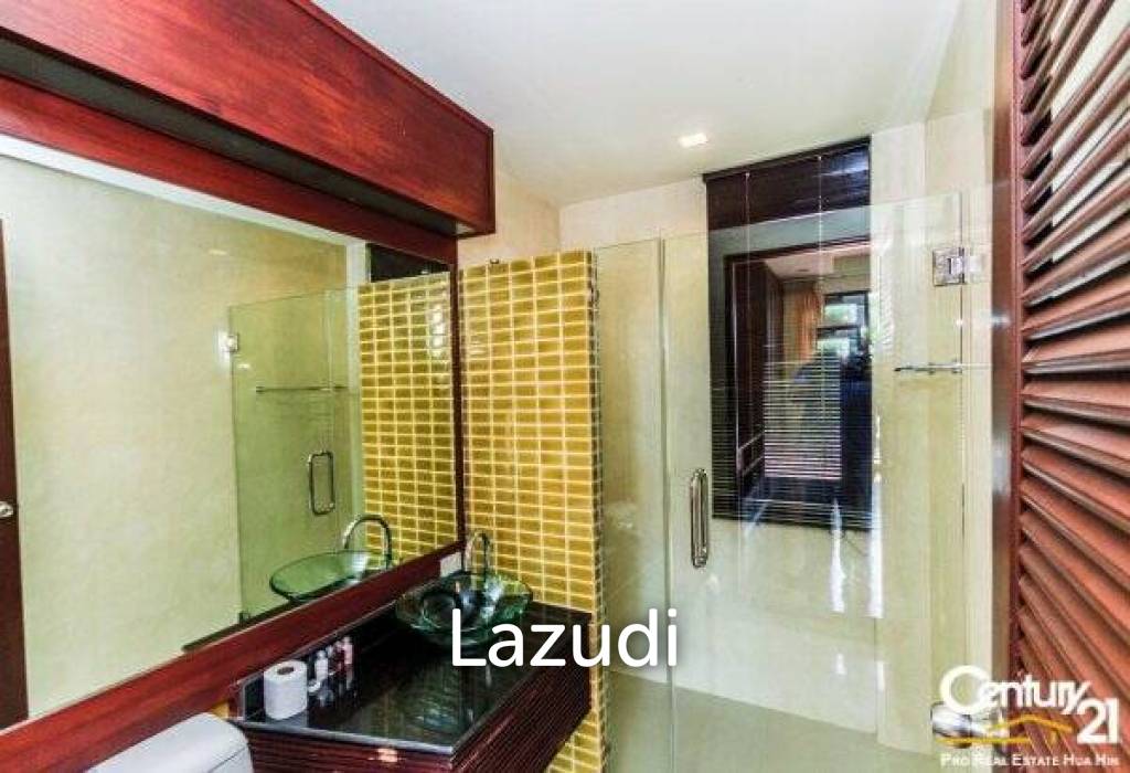 3 Bed Lake Front Villa nr the Beach