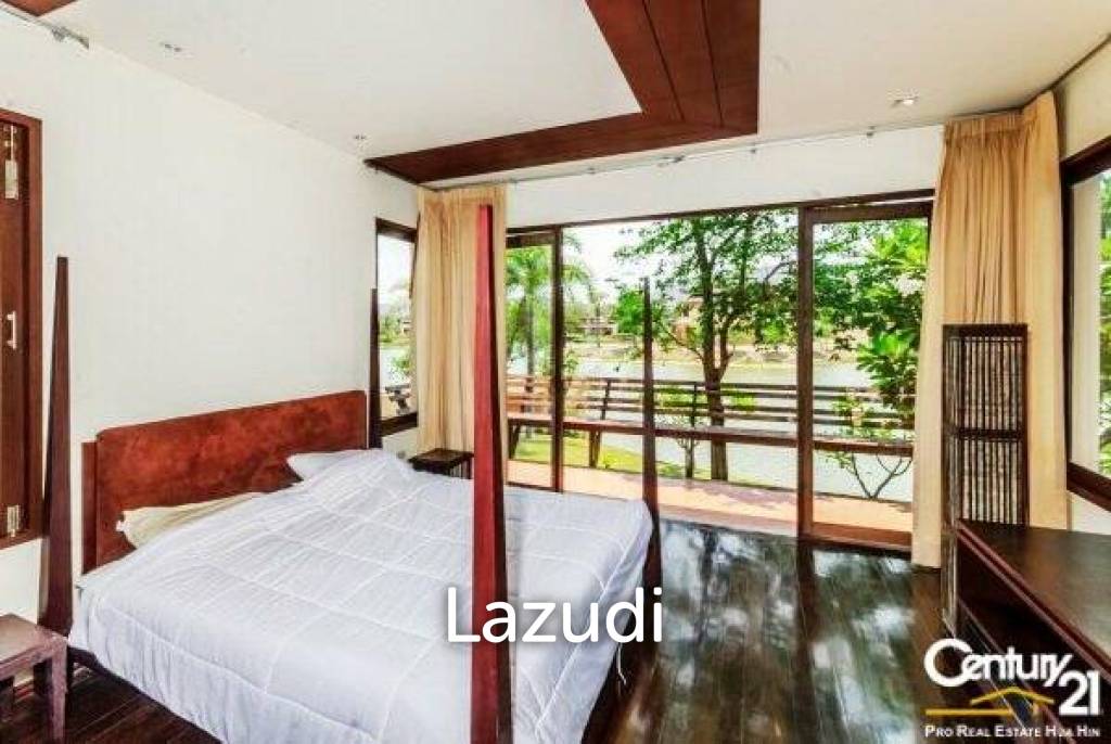 3 Bed Lake Front Villa nr the Beach