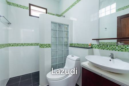 LARGE 6 BED HOUSE FOR SALE ON A 5 RAI PROPERTY WITH A FISHING POND