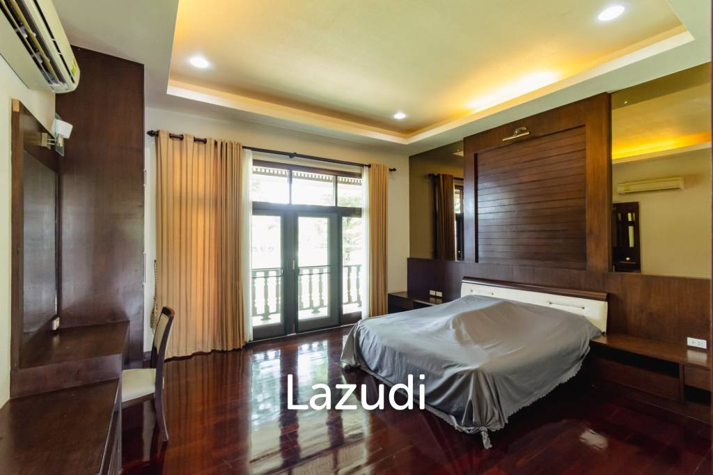 LARGE 6 BED HOUSE FOR SALE ON A 5 RAI PROPERTY WITH A FISHING POND