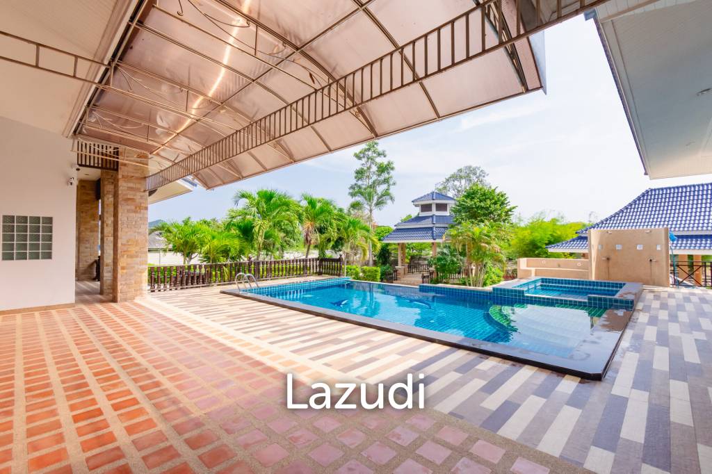 LARGE 6 BED HOUSE FOR SALE ON A 5 RAI PROPERTY WITH A FISHING POND