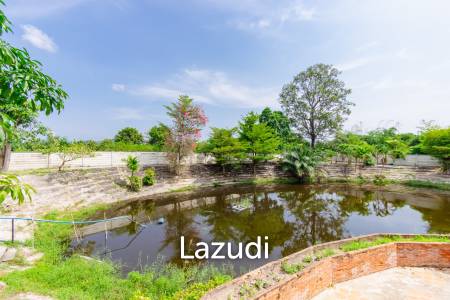 LARGE 6 BED HOUSE FOR SALE ON A 5 RAI PROPERTY WITH A FISHING POND